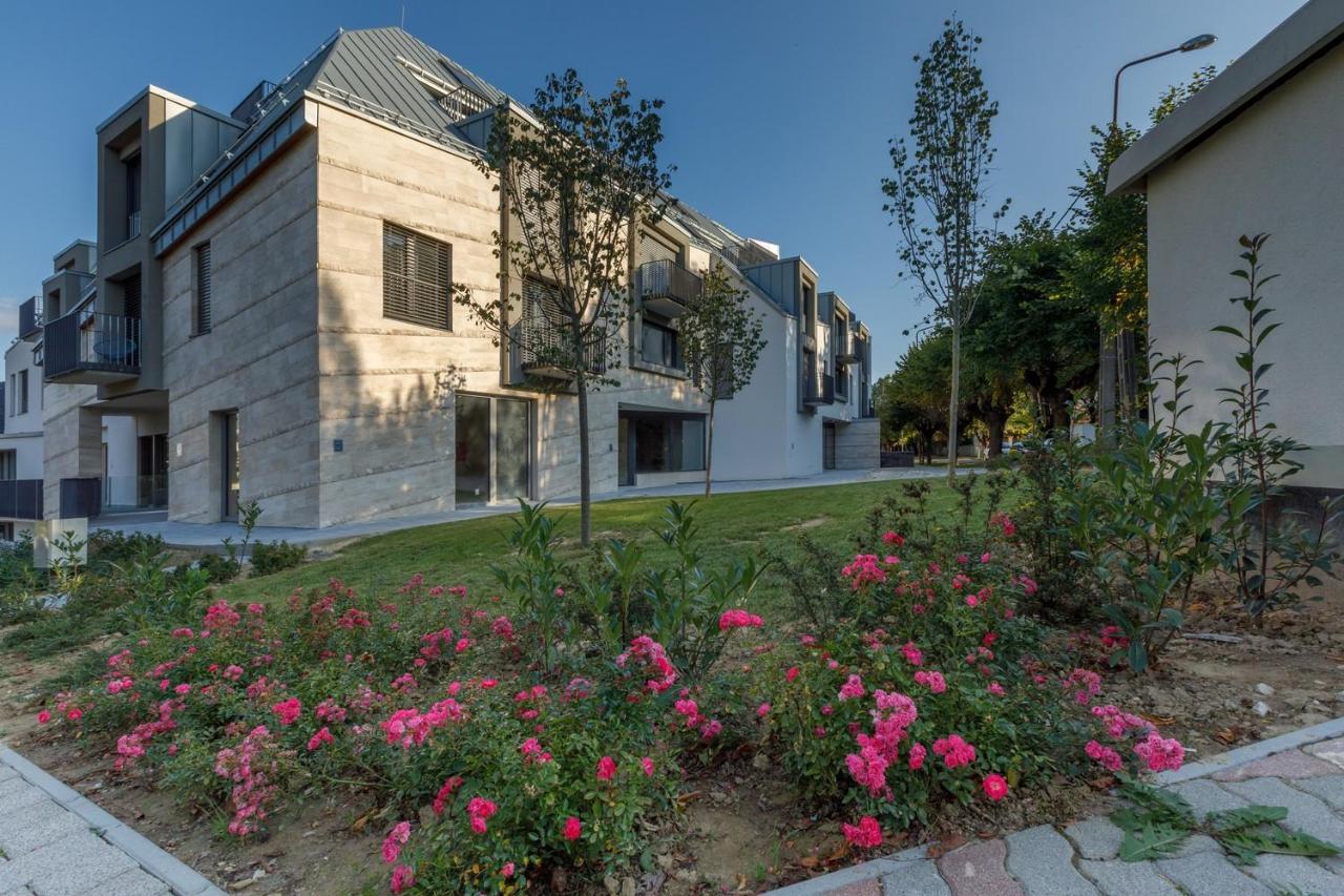 Veronikapartman - Brand New & Cozy - With Underground Garage Hévíz Exterior foto